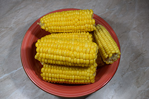 Отвариваем кукурузу