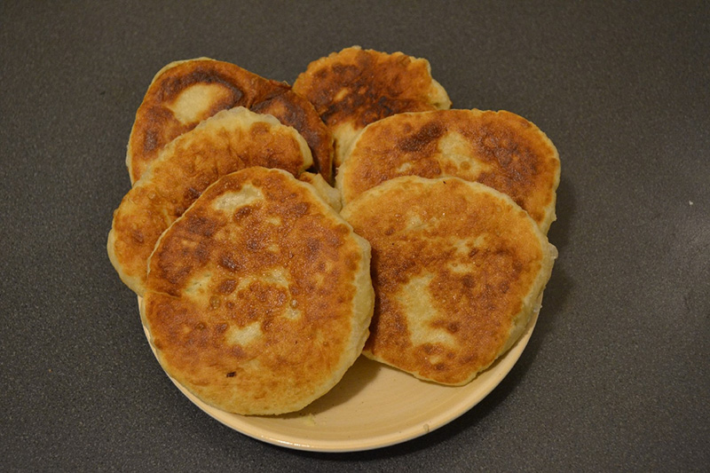Пирожки с картошкой жареные на сковороде